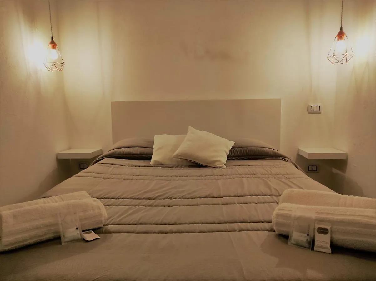 Athena Apartment- Ortigia Holidays Syracuse 0*,